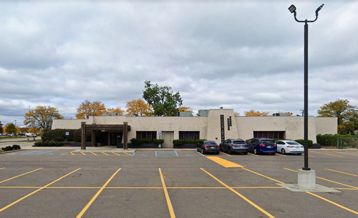 Chi-Chis - Madison Heights - 32585 Concord Dr (newer photo)